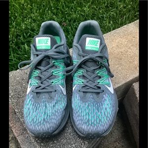 Nike Women’s Air Zoom Winflo 5